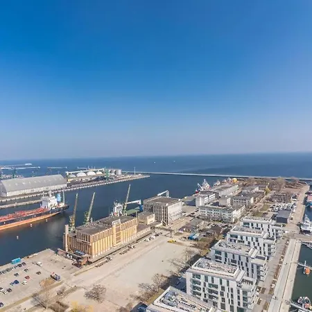 Urbannestgroup_seatowers * Gdynia